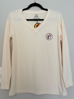 Bucc-ee’s Long Sleeve V-Neck Cream Women's Top